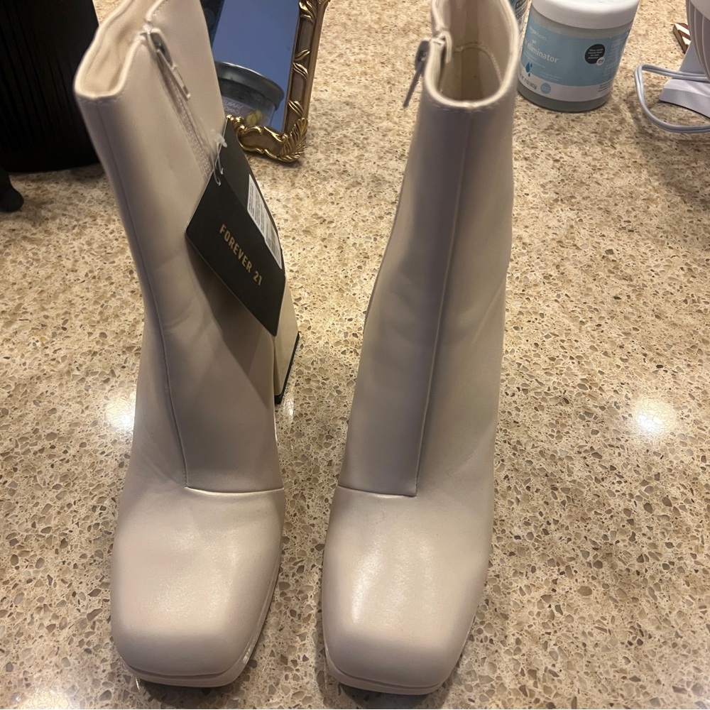 Forever 21 Light Beige Heeled Boots